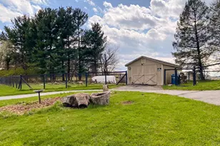 540 Grove Rd, Red Lion, PA 17356 - Photo 3