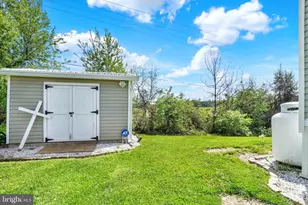 284 Chesapeake Estate, Thomasville, PA 17364 - Photo 7