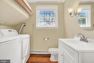 319 Holyoke Dr, York, PA 17402 - Photo 17