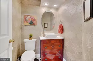 934 Castle Pond Dr, York, PA 17402 - Photo 15