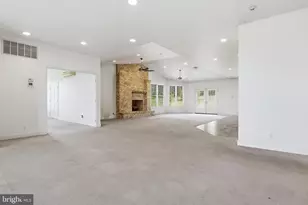 5303 Stambaugh Rd, Spring Grove, PA 17362 - Photo 9