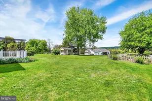 4497 Cedarwood Dr, York, PA 17402 - Photo 29