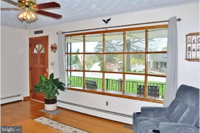 25 West Street, Glen Rock, PA 17327 - Photo 3