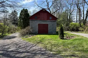 1974 Yingling Dr, Spring Grove, PA 17362 - Photo 5