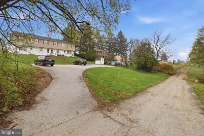 20 E Gay Street, Red Lion, PA 17356 - Photo 13