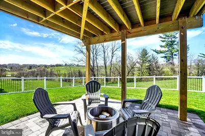 2517 Woodspring Drive, York, PA 17402 - Photo 5