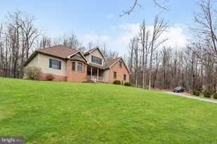 9718 Woodland Dr, Hanover, PA 17331 - Photo 5