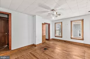 220 Locust St, Hanover, PA 17331 - Photo 19