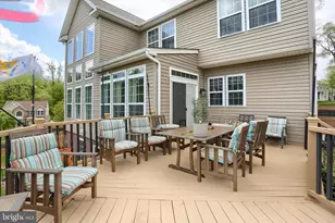 1080 Cranberry Ln W, York, PA 17402 - Photo 47
