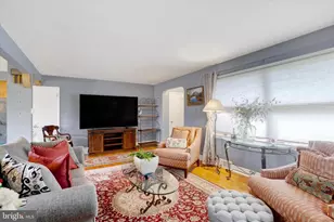 2360 Loucks Rd, York, PA 17408 - Photo 7