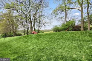 710 Apple Tree Ln, Mount Wolf, PA 17347 - Photo 3