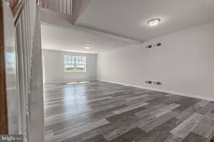 322 Valley View Cir, York, PA 17408 - Photo 7
