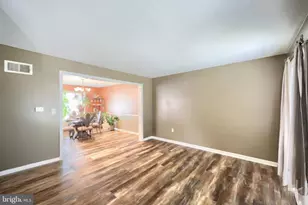 315 Lynne Dr, Mount Wolf, PA 17347 - Photo 13