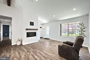 440 Sterling Dr, Red Lion, PA 17356 - Photo 13