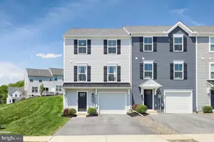 4285 Blackburn Dr, Stewartstown, PA 17363 - Photo 3