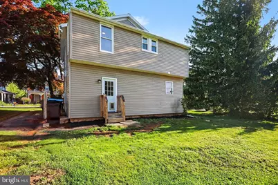 8 Broadway, Stewartstown, PA 17363 - Photo 7