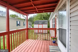 19 Beechwood Dr, Dillsburg, PA 17019 - Photo 5