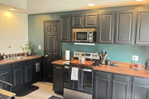 35 W Hanover St, Hanover, PA 17331 - Photo 3
