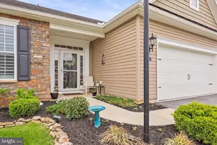 415 Hawthorn Ln, Hanover, PA 17331 - Photo 3