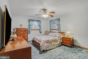 12 Greenbriar Dr, York, PA 17407 - Photo 15