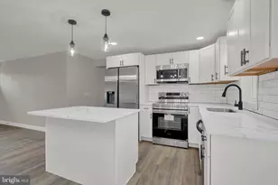 230 Canary Cir, York, PA 17404 - Photo 7