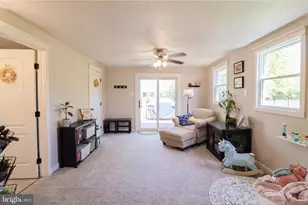 2777 Roosevelt Ave, York, PA 17408 - Photo 7
