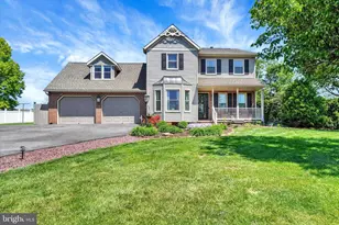 365 Lombard St, Dallastown, PA 17313 - Photo 1