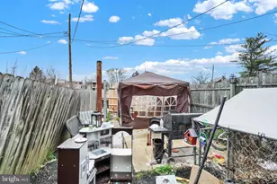 729 E Clarke Ave, York, PA 17403 - Photo 13