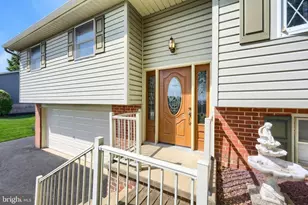 2106 Hope Dr, Red Lion, PA 17356 - Photo 5