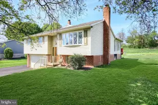 2106 Hope Dr, Red Lion, PA 17356 - Photo 3