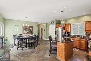 1055 Wetherburn Dr, York, PA 17404 - Photo 15