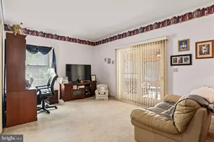 1055 Wetherburn Dr, York, PA 17404 - Photo 21