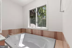 1990 Shulton Dr, York, PA 17406 - Photo 39
