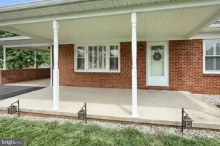 256 N Main St, Manchester, PA 17345 - Photo 5