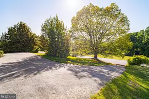 2020 Alcott Rd, York, PA 17406 - Photo 3