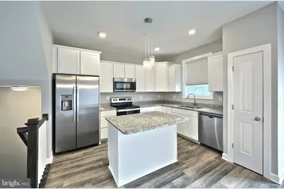 242 Hudson Boulevard, Red Lion, PA 17356 - Photo 5