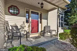 325 Olde Hickory Rd, Mount Wolf, PA 17347 - Photo 5