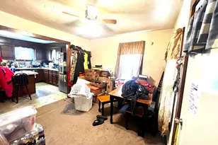 13 E Pennsylvania Ave, Yoe, PA 17313 - Photo 3