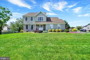 20 Olde Hickory Rd, Mount Wolf, PA 17347 - Photo 3