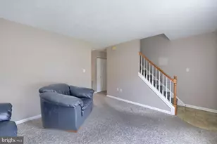 2833 Woodmont Dr, York, PA 17404 - Photo 17
