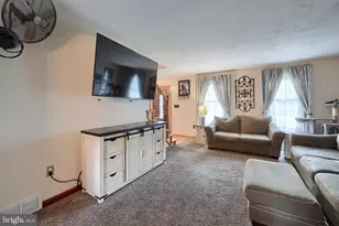 1955 Brian Ln, York, PA 17404 - Photo 5