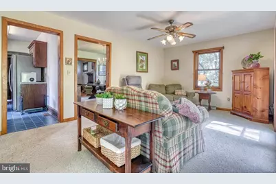 19 S Constitution Avenue, New Freedom, PA 17349 - Photo 33