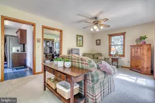 19 S Constitution Ave, New Freedom, PA 17349 - Photo 33