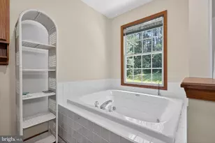802 Hollow Rd, Delta, PA 17314 - Photo 21