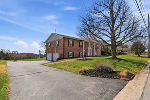 2874 Sunset Dr, Dallastown, PA 17313 - Photo 3