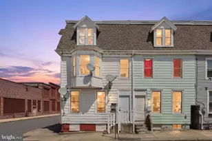 137 N West St, York, PA 17401 - Photo 1