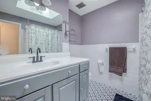 420 Cortleigh Dr, York, PA 17402 - Photo 27