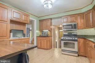 420 Cortleigh Dr, York, PA 17402 - Photo 17