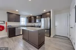 27 Eli Dr, York, PA 17404 - Photo 9