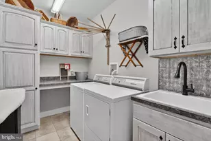 2510 Donlenik Dr, York, PA 17402 - Photo 27